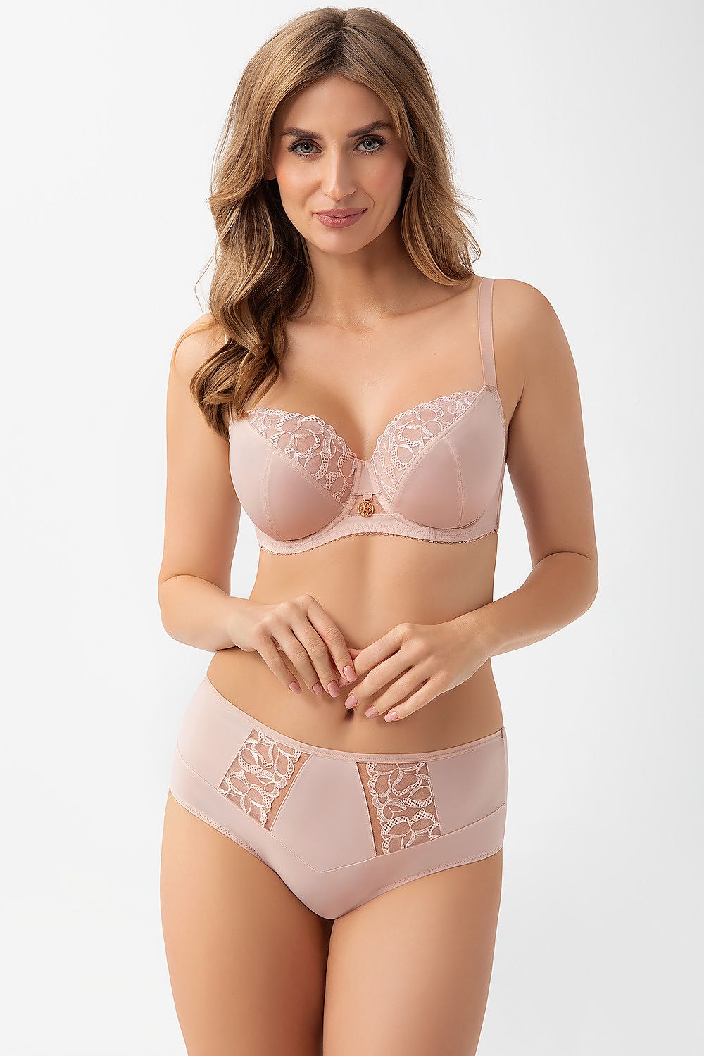  Minkštas model 216137 Gorsenia Lingerie 