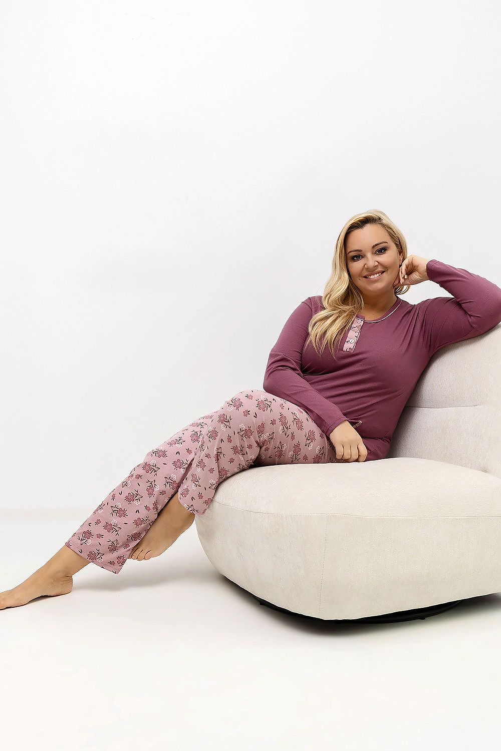  Pižama Plus Size model 221191 Forever Pink 