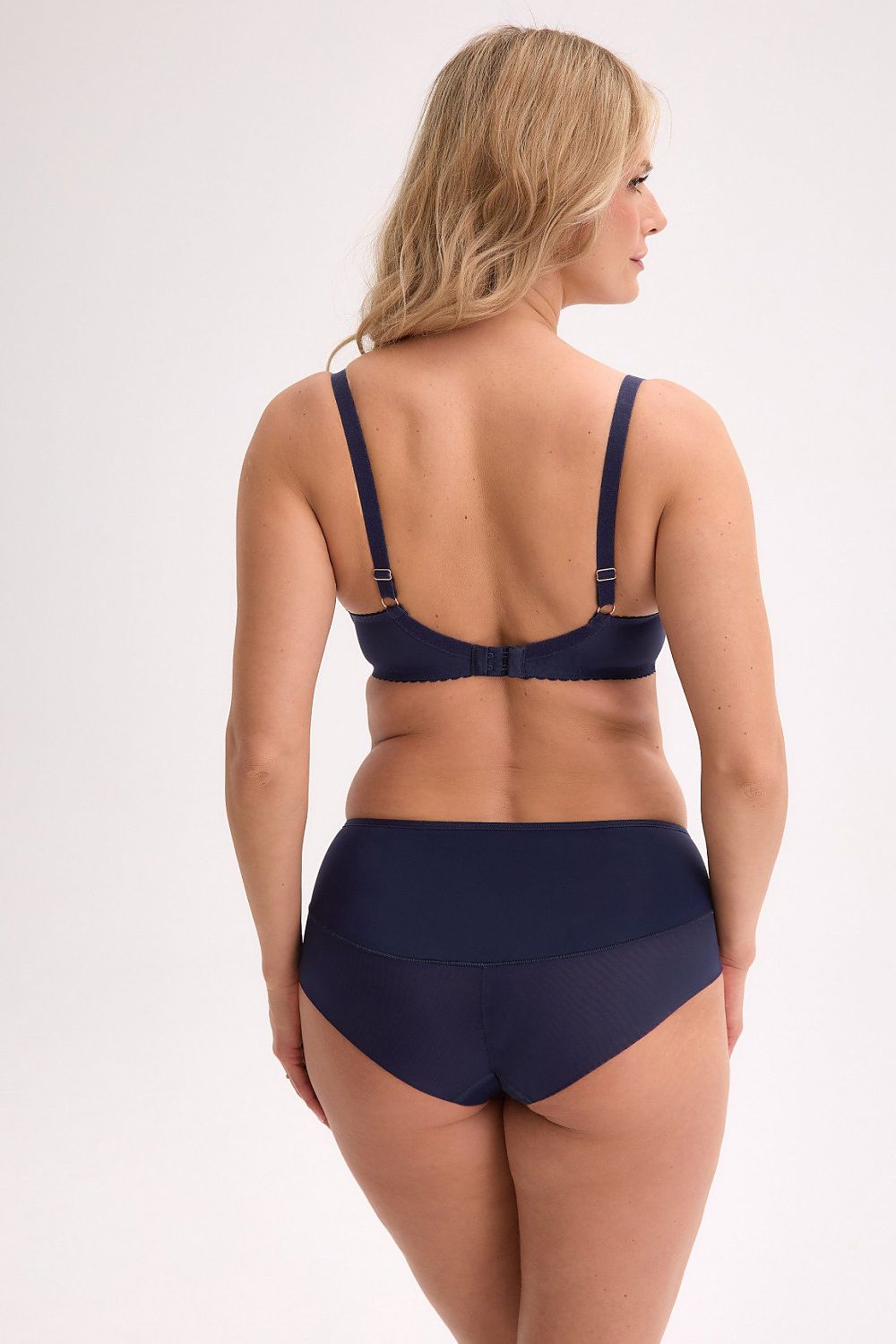  Pusiau minkštas model 221775 Gaia 