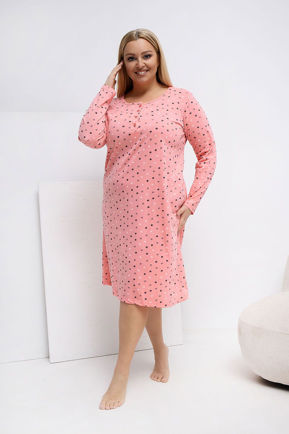  Naktinė suknelė Plus Size model 223301 Forever Pink 